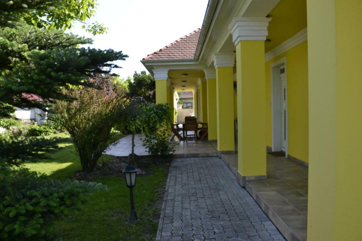 Arany Tisza Vendeghaz Apartment Poroszlo Exterior photo